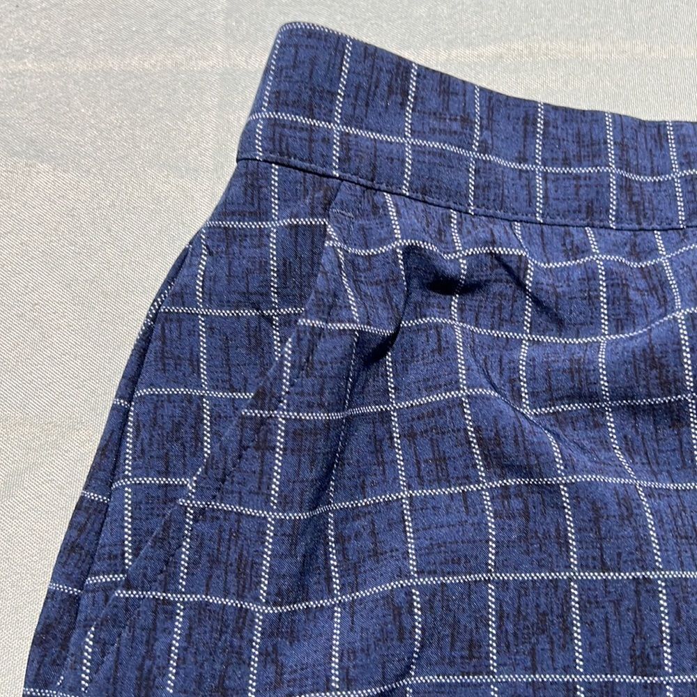 IZOD Golf Plaid Skort NWT Size 10 C33 - Picture 5 of 9